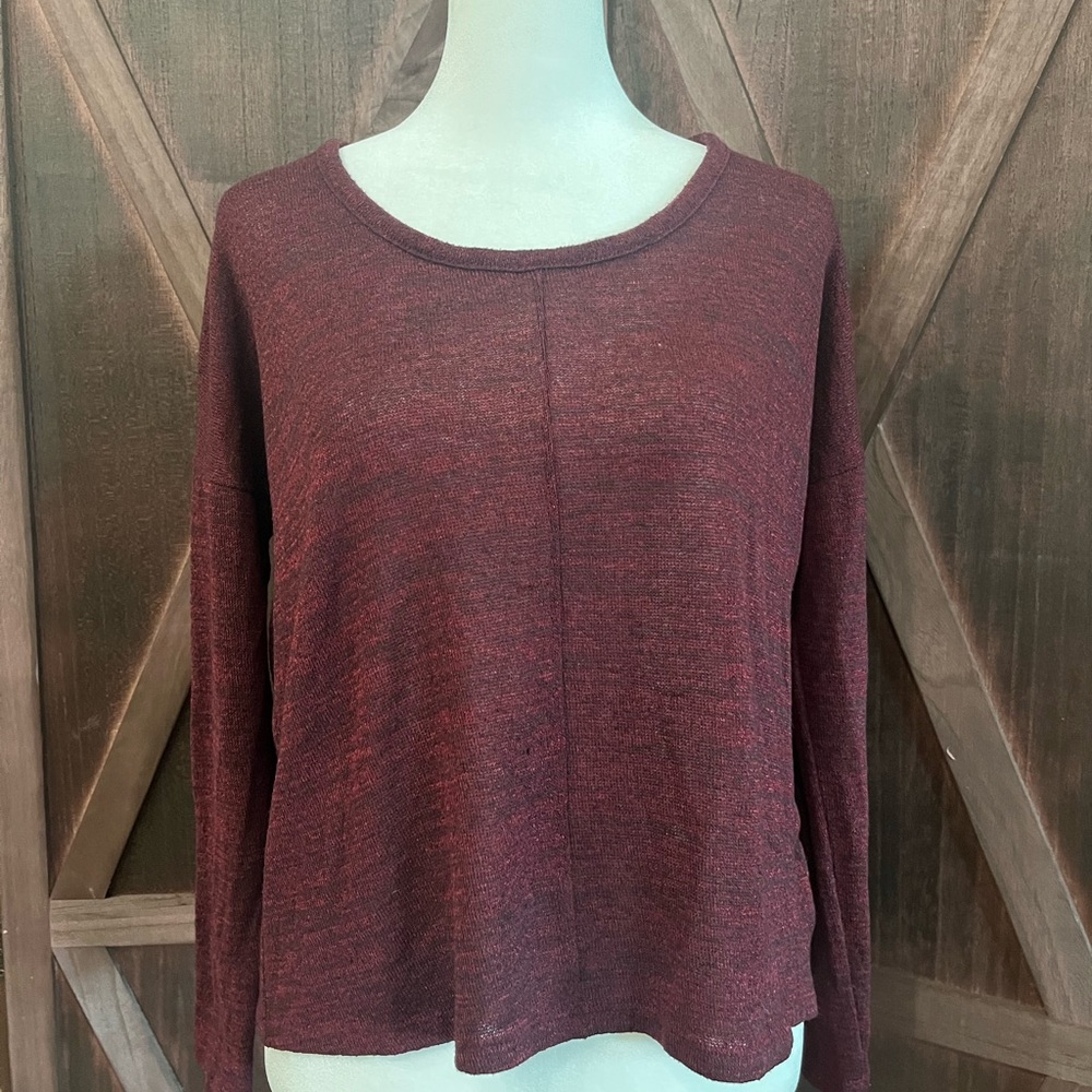 Old Navy Women's Burgundy Crew Neck Sweater